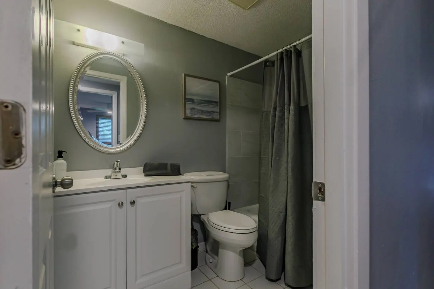Spacious Backyard & Pool Retreat - 5 Mins to Beach 7