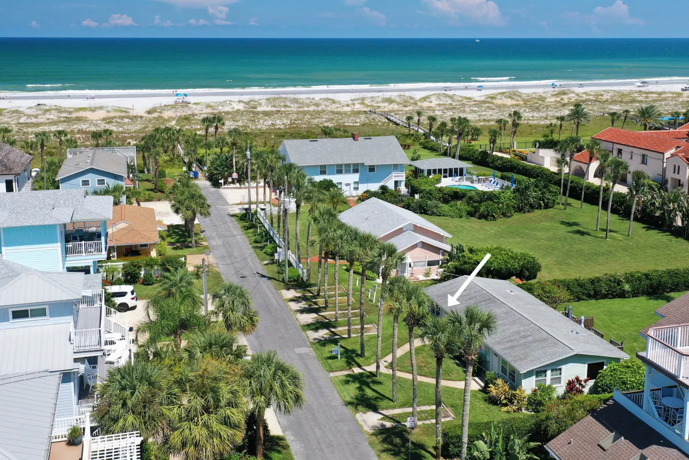 5 F Street - Oceanside Pet Friendly Cottage - Pool Access - Sand Dollar East 1