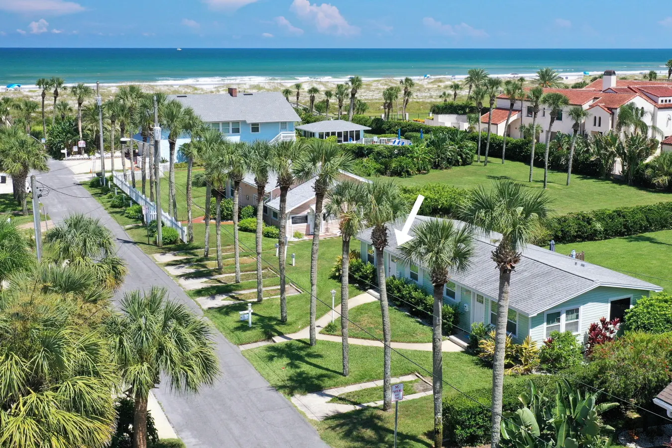 5 F Street - Oceanside Pet Friendly Cottage - Pool Access - Sand Dollar East 2