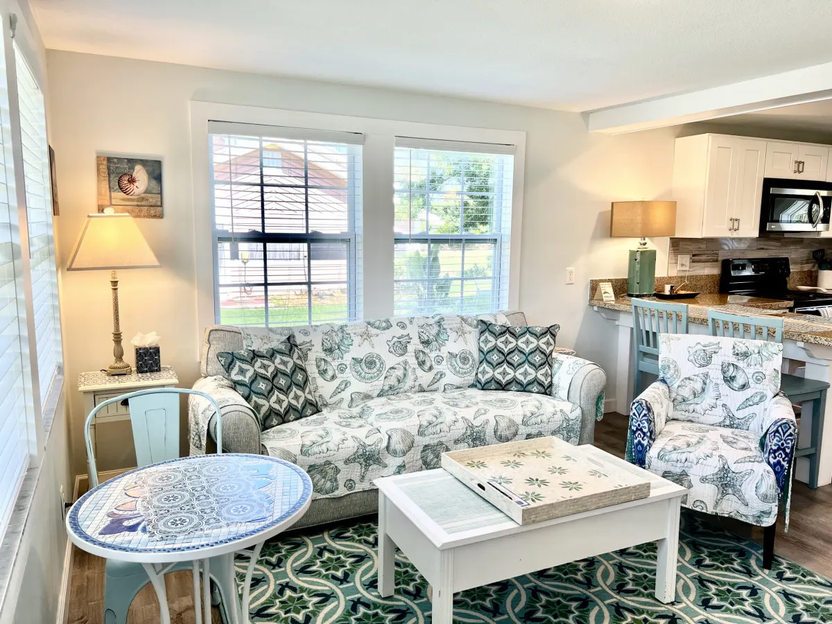 5 F Street - Oceanside Pet Friendly Cottage - Pool Access - Sand Dollar East 11