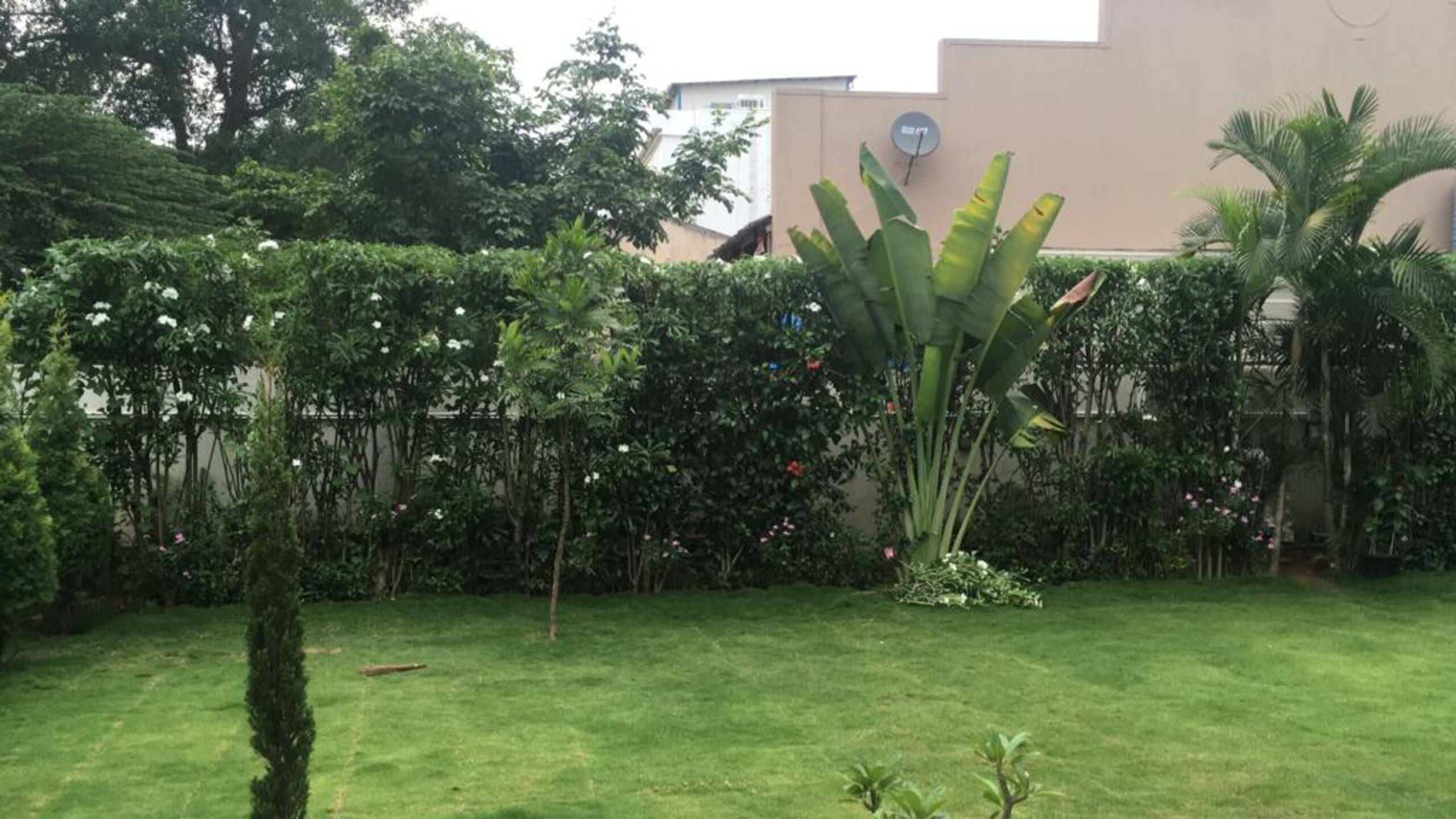JM's Inn: Prime spot holiday home with a garden 21