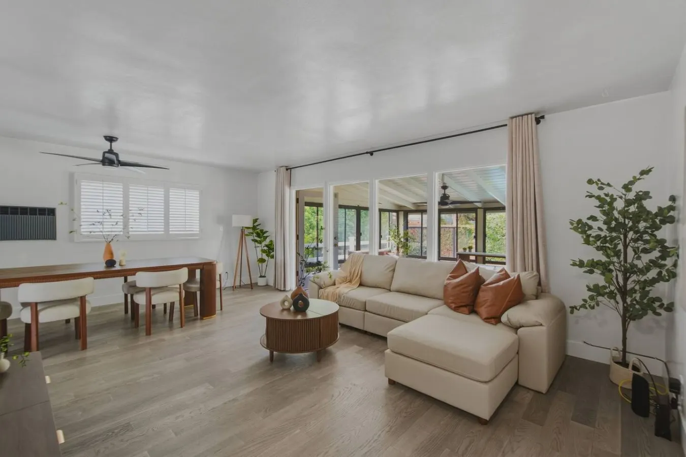 LongBeach Cottage - Pool, Spa, Games, 4Miles2Beach 9