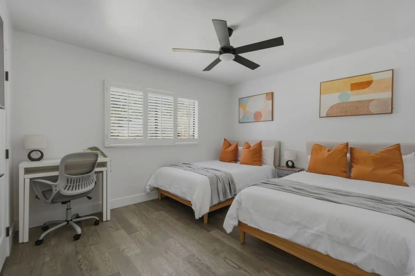 LongBeach Cottage - Pool, Spa, Games, 4Miles2Beach 17