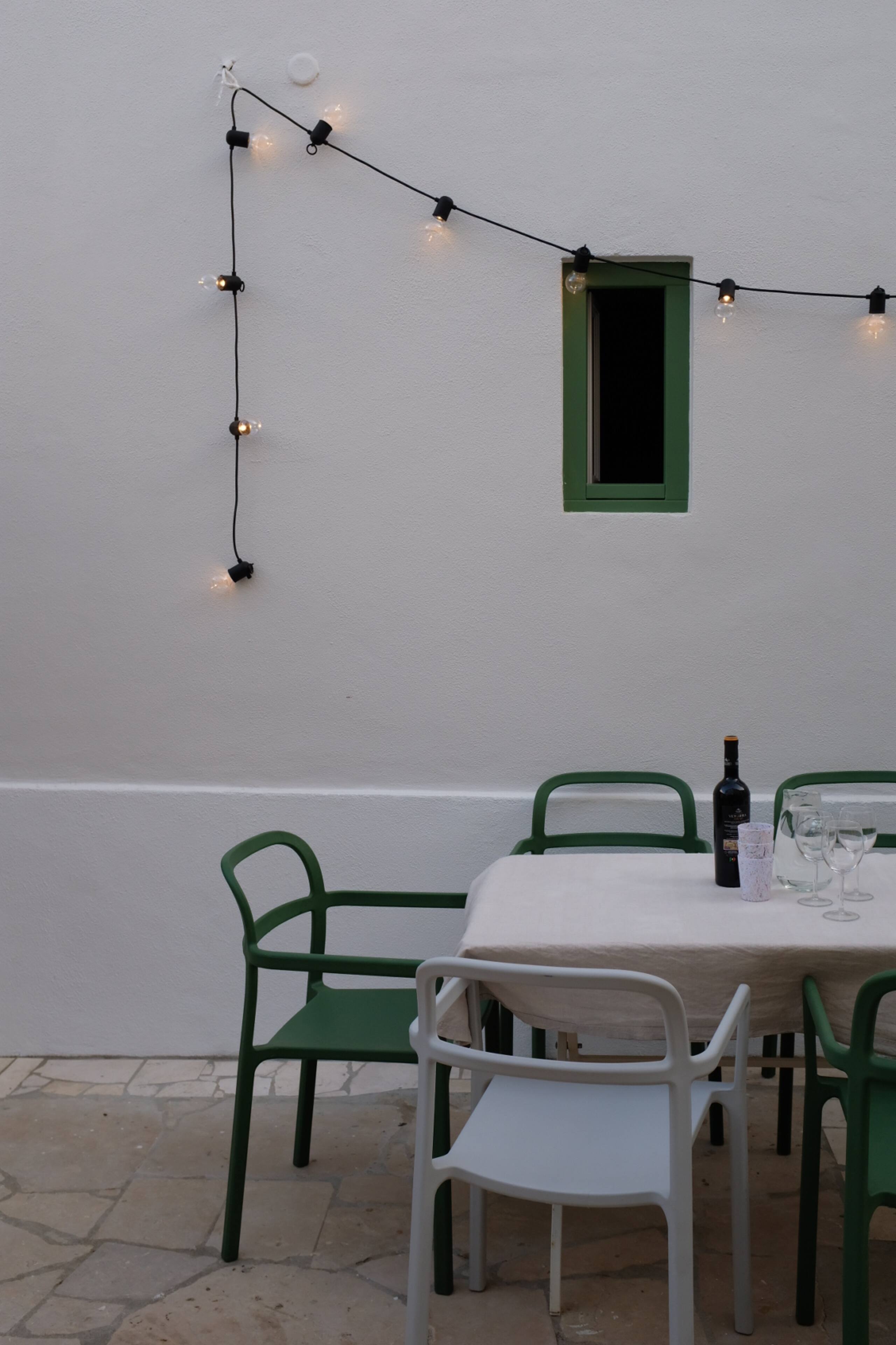 Garden flat in villa by the beach 3