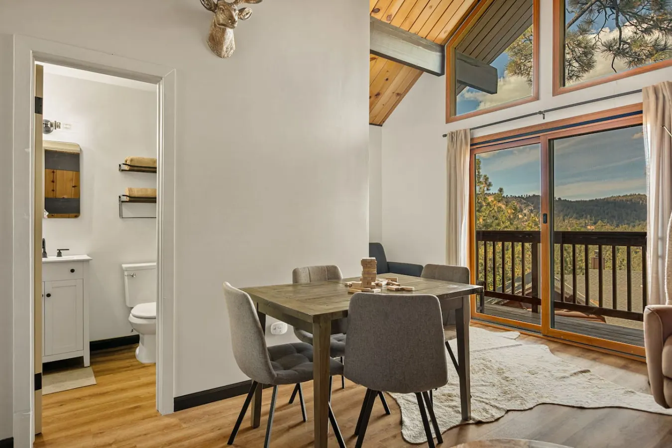 Soul Peak Mountain Cabin w/ Deck & Hot Tub 13