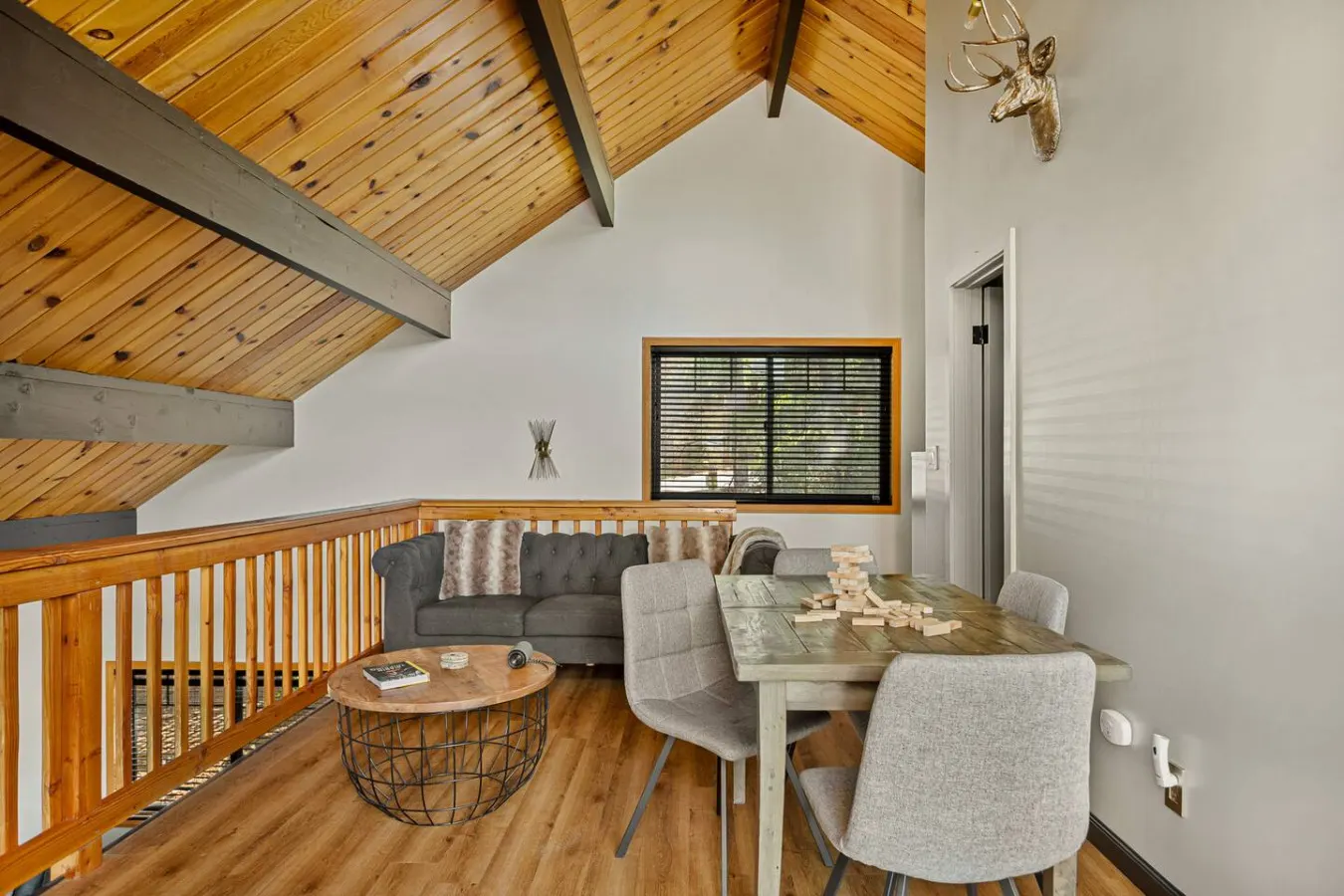 Soul Peak Mountain Cabin w/ Deck & Hot Tub 15