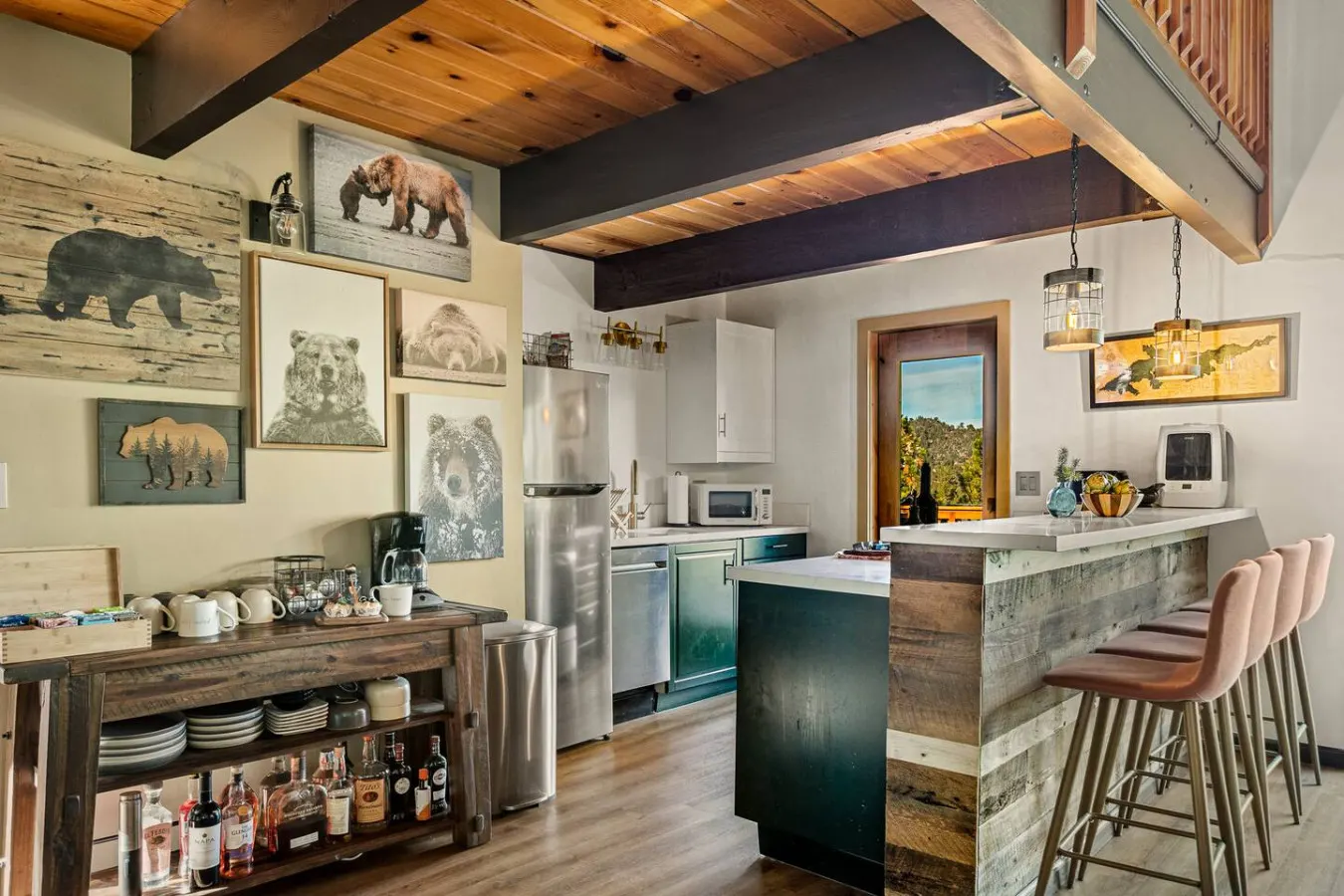 Soul Peak Mountain Cabin w/ Deck & Hot Tub 8