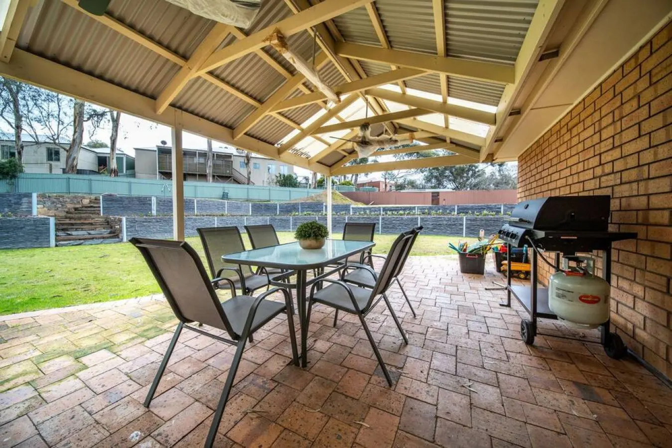 Escape to Adelaide Hills—Spacious Country Stay