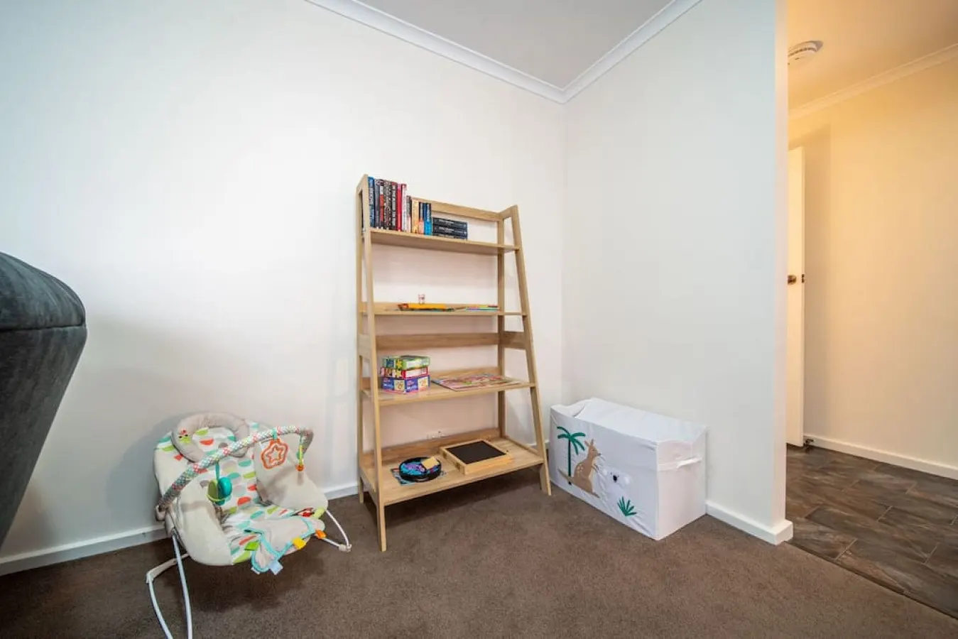 Escape to Adelaide Hills—Spacious Country Stay 7