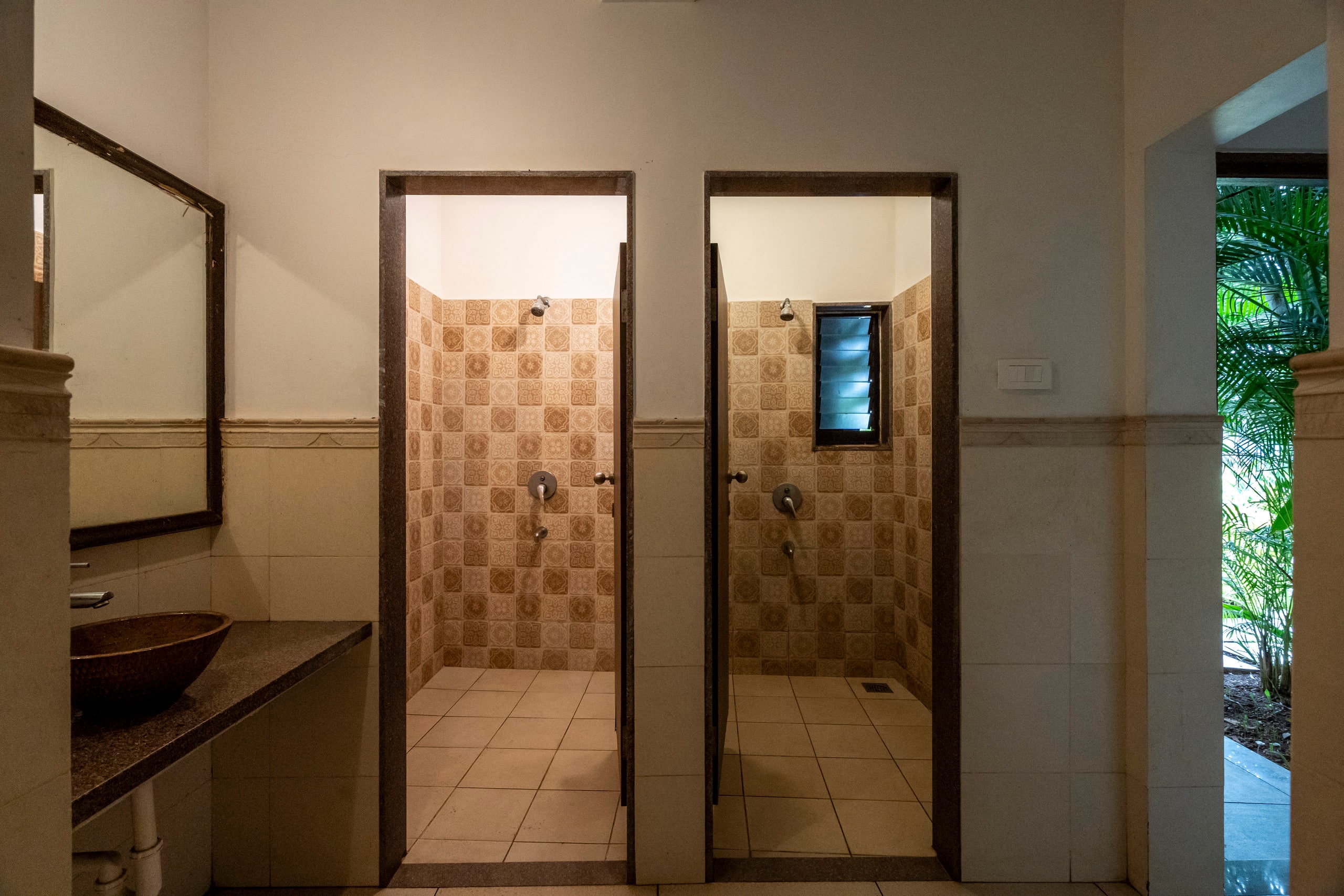 Staymaster SurfShore | 2BR w/ Pools & Gym in Baga 35