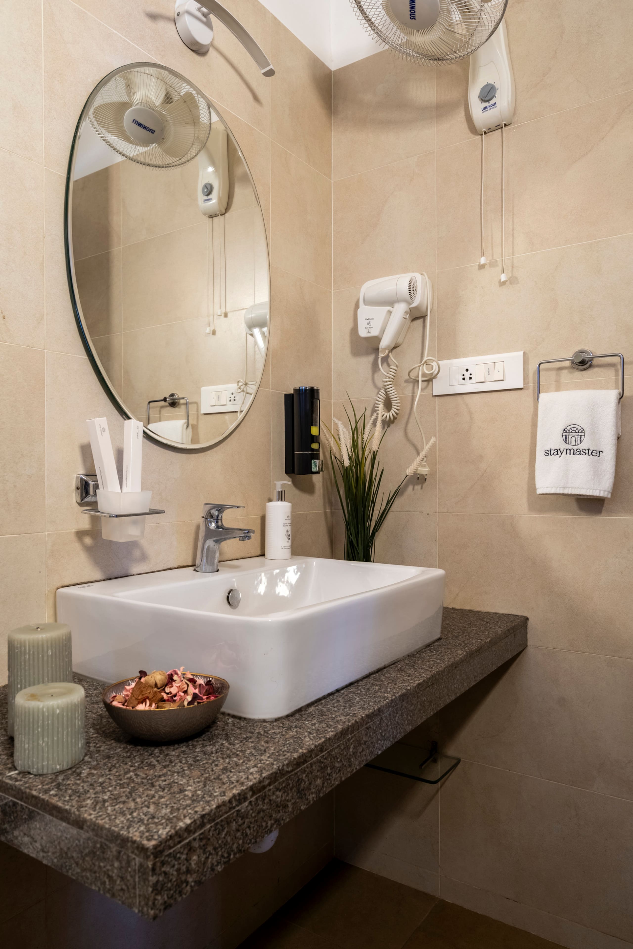 Staymaster SurfShore | 2BR w/ Pools & Gym in Baga 28