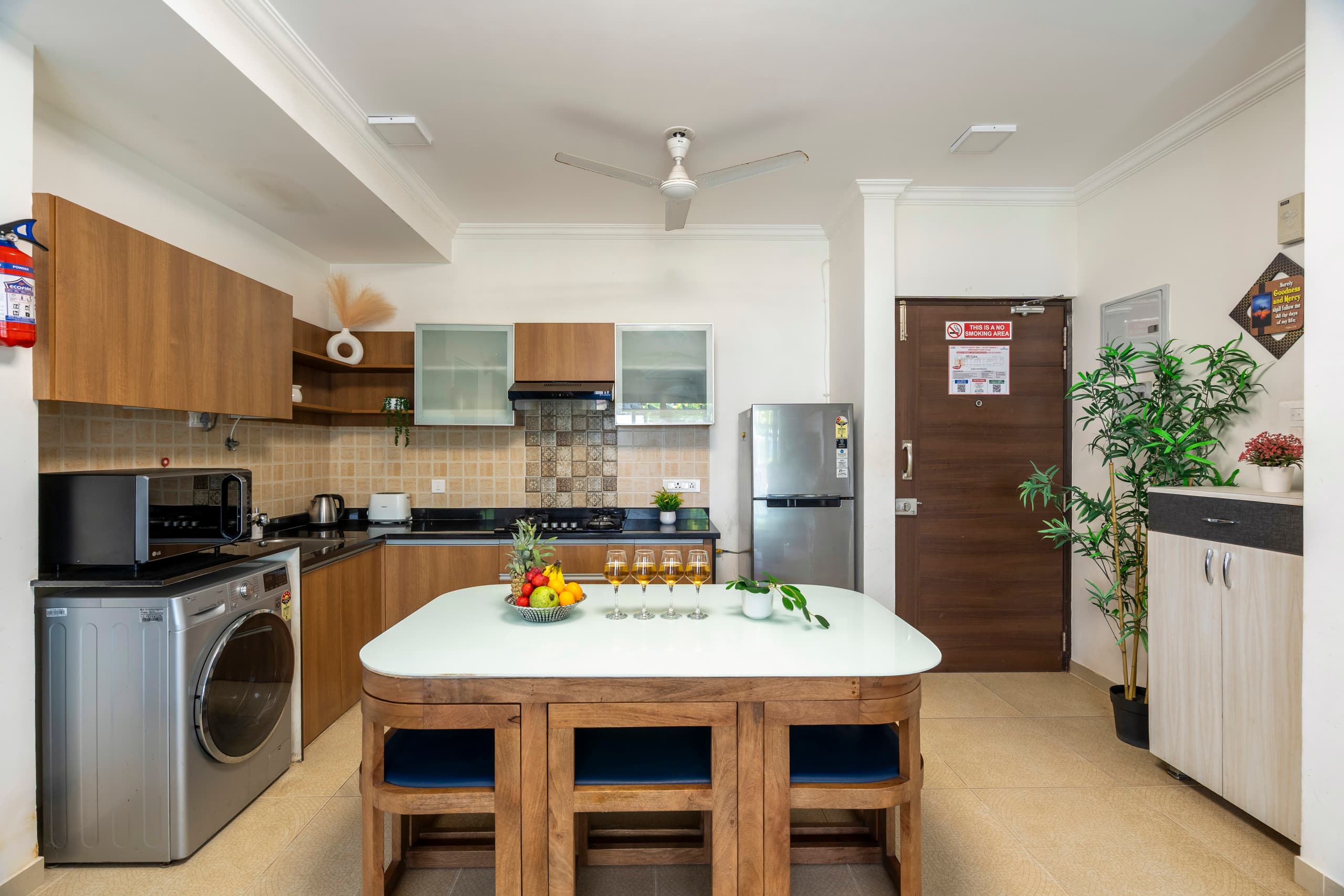 Staymaster SurfShore | 2BR w/ Pools & Gym in Baga 16