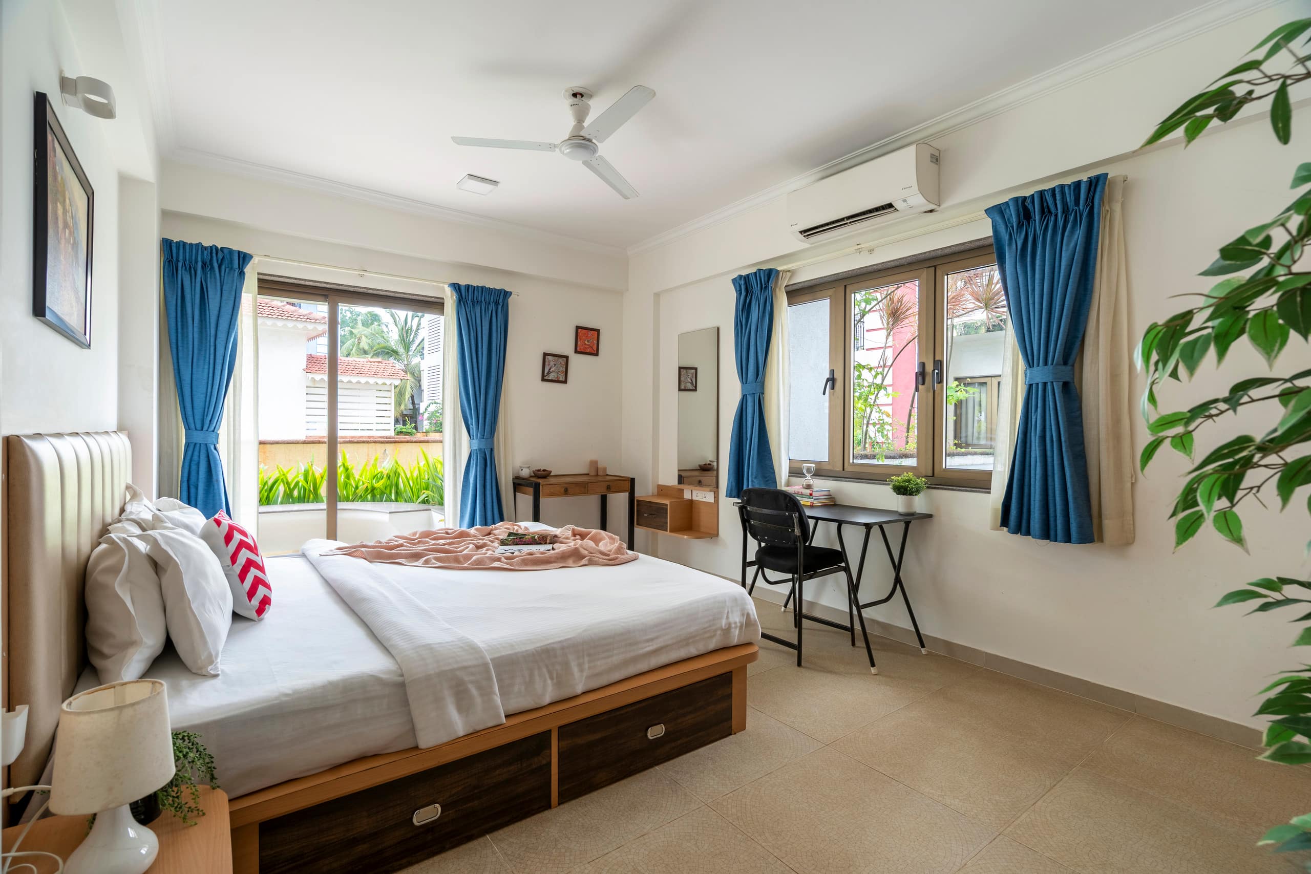Staymaster SurfShore | 2BR w/ Pools & Gym in Baga 19