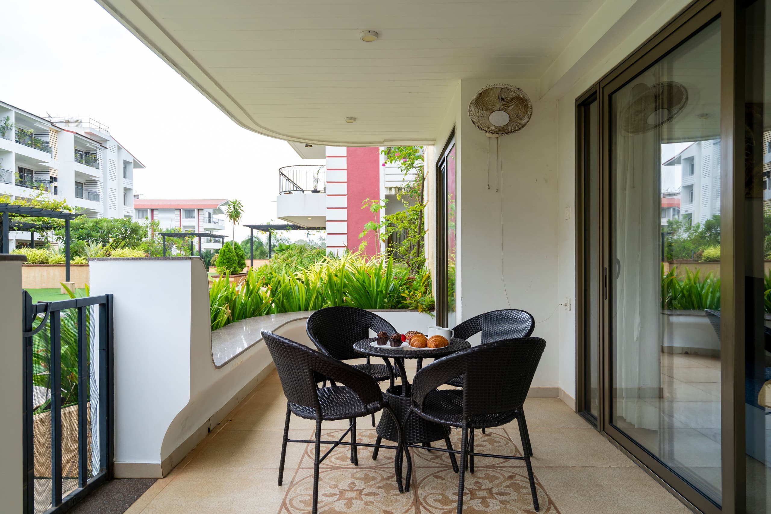 Staymaster SurfShore | 2BR w/ Pools & Gym in Baga 38