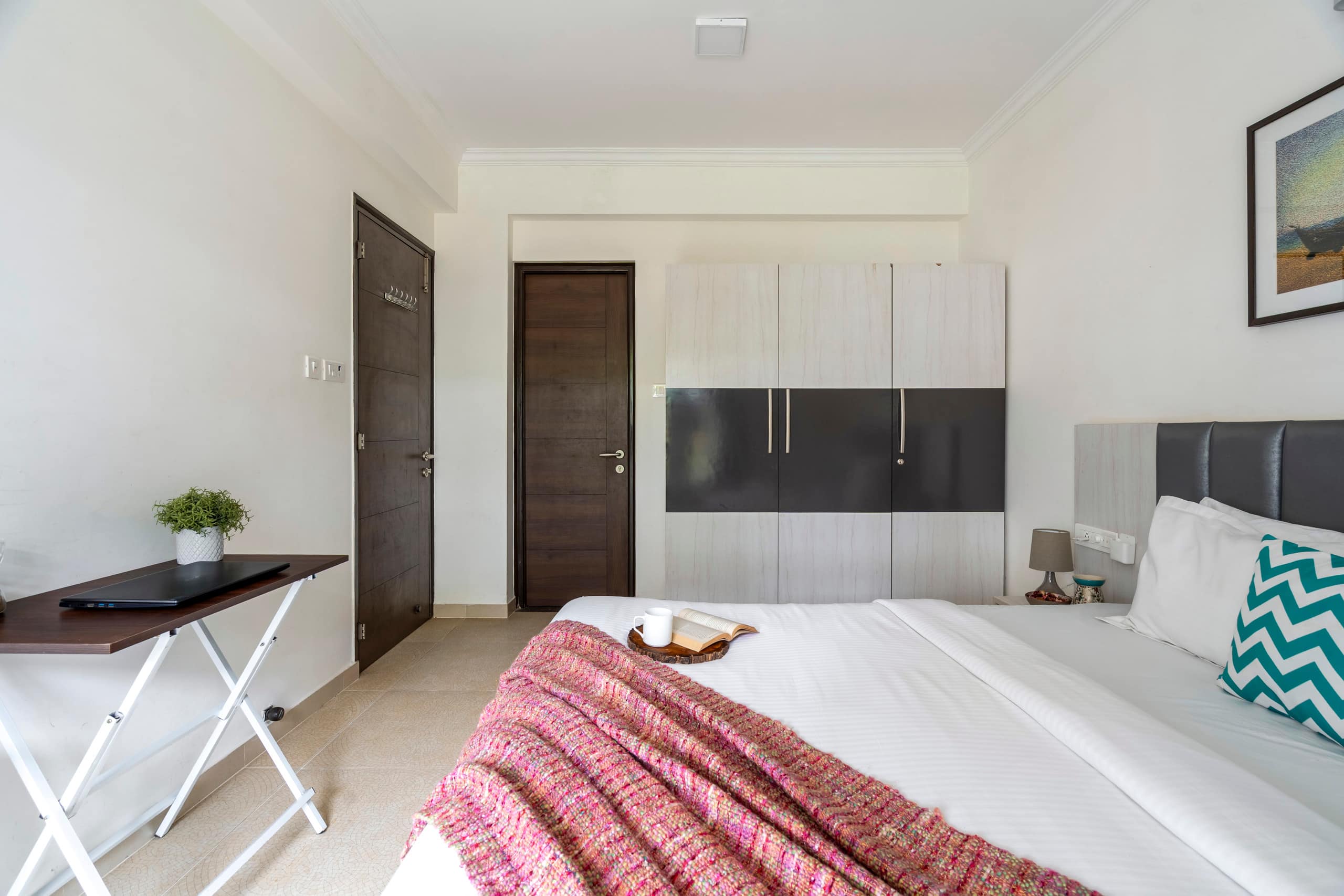 Staymaster SurfShore | 2BR w/ Pools & Gym in Baga 23