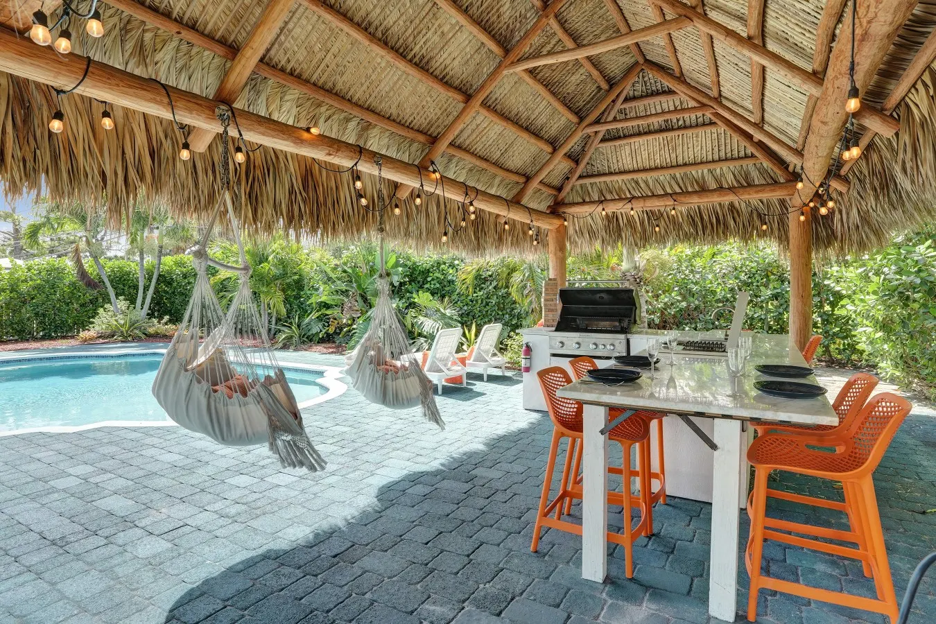 Tropical Pool Oasis 2BR 2BA Steps to Beach 19