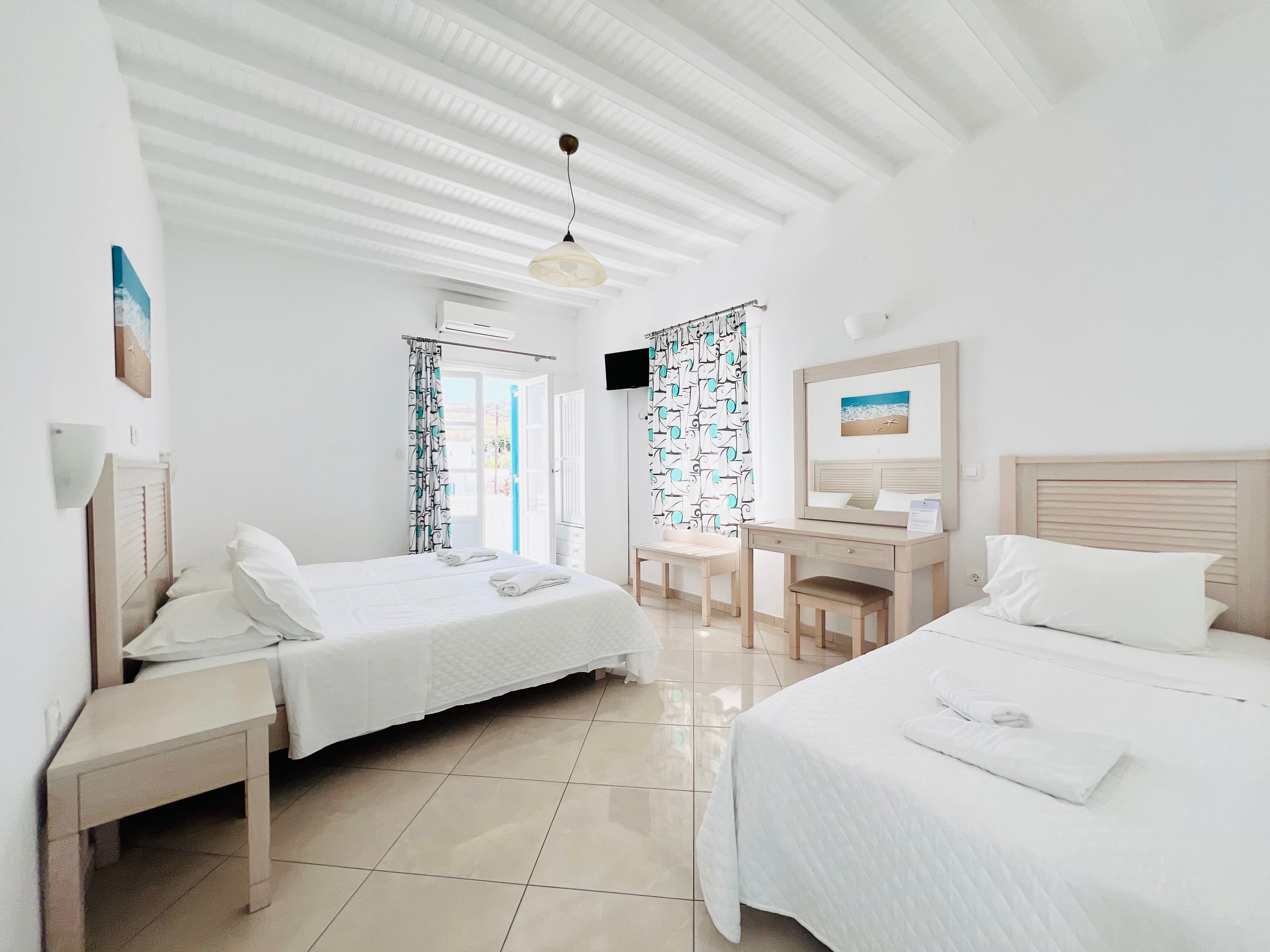 Apartment for 3 in Ornos - Steps from the Beach 16