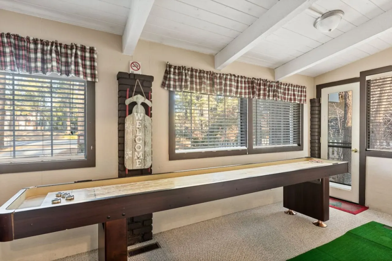 Ritz-Craterton Spa, BBQ, Game Room, EV, Pups 18