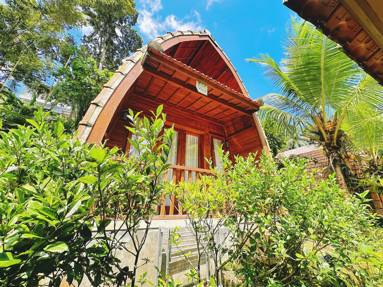 Ubud Jungle Escape Cute Private Joglo Shared Pool — photo 5
