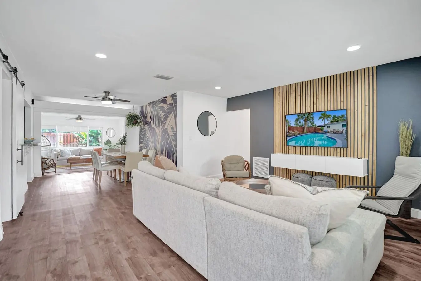 Newly Renovated w Heated Saltwater Pool & Hot Tub 12