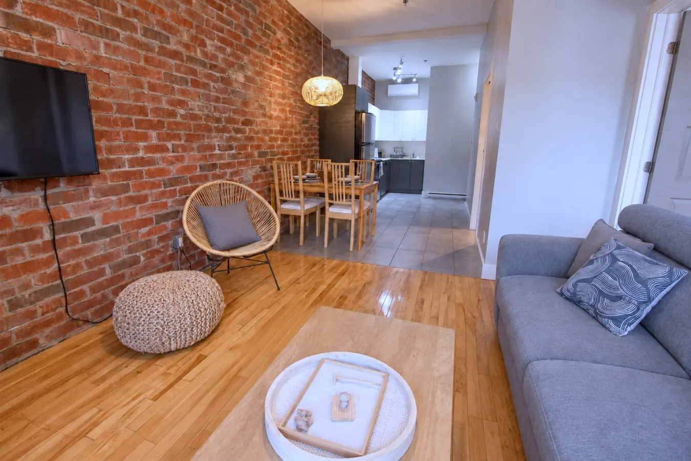 Zen/Rooftop/Terraces/Plateau/St-Denis/AC/TV 7