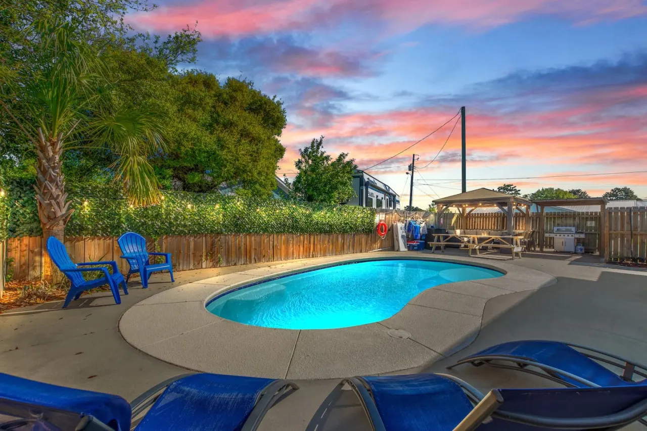 Anchors Away – Gulf Views, Private Pool, Golf Cart & Fire Pit Retreat