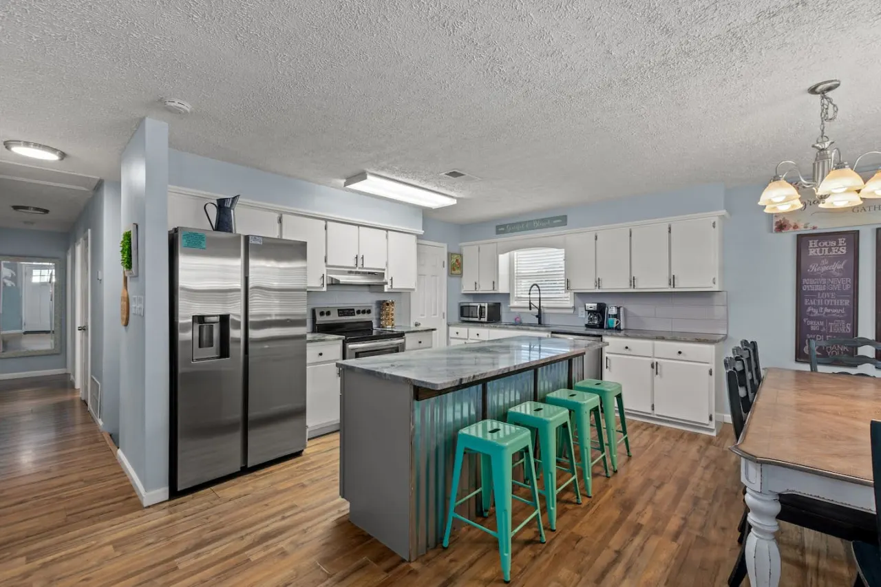Anchors Away – Gulf Views, Private Pool, Golf Cart & Fire Pit Retreat 13