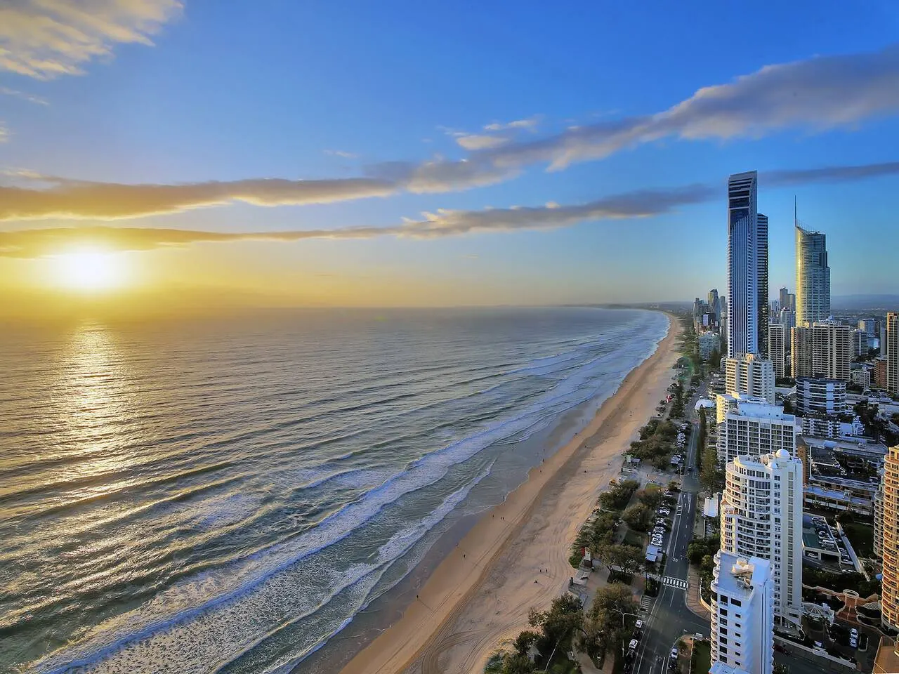 Oceanview Paradise with Free Parking 17