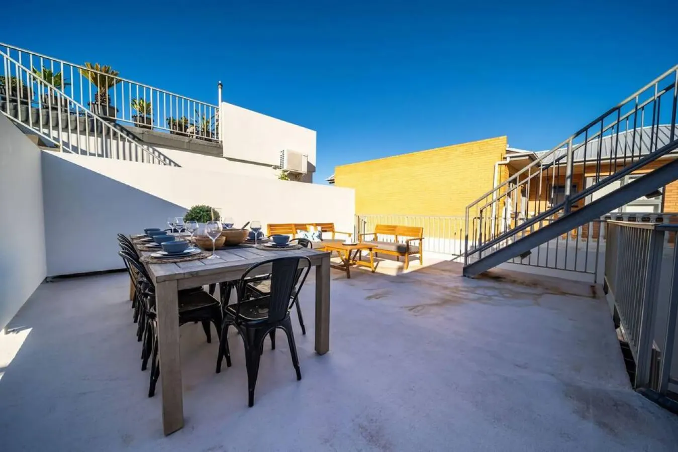Higher Ground on Seaview—Rooftop Coastal Escape 12