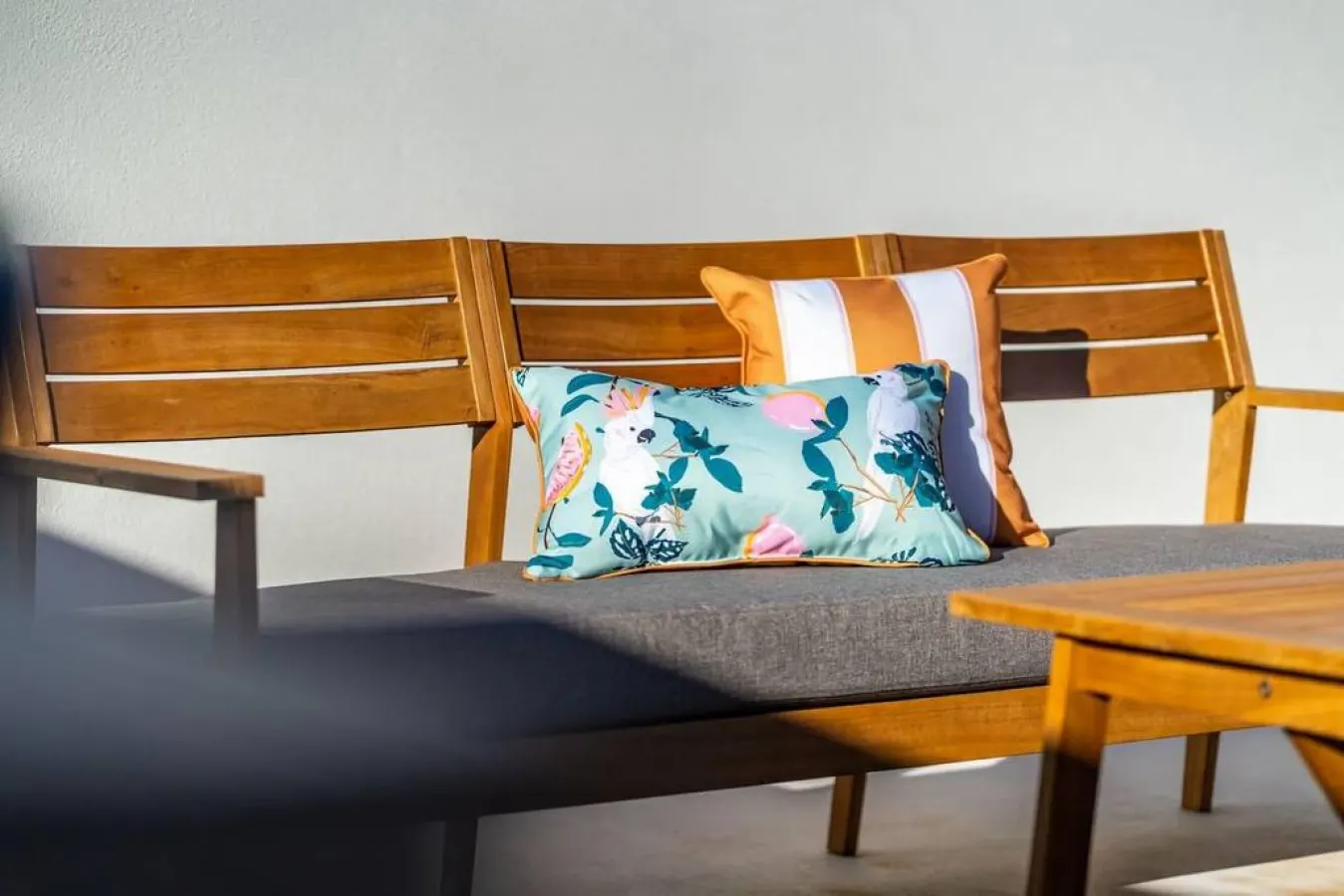 Higher Ground on Seaview—Rooftop Coastal Escape 14