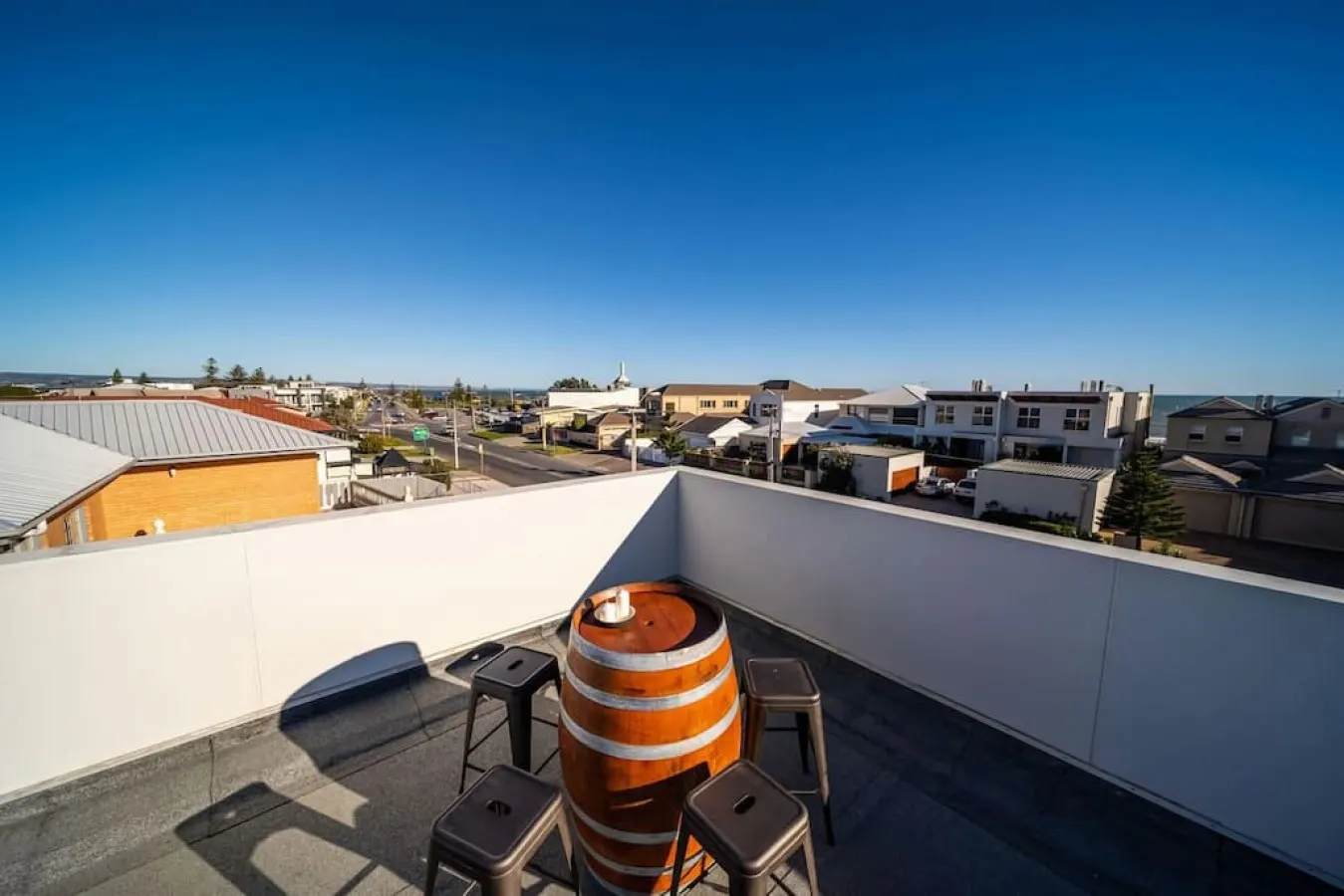 Higher Ground on Seaview—Rooftop Coastal Escape 15