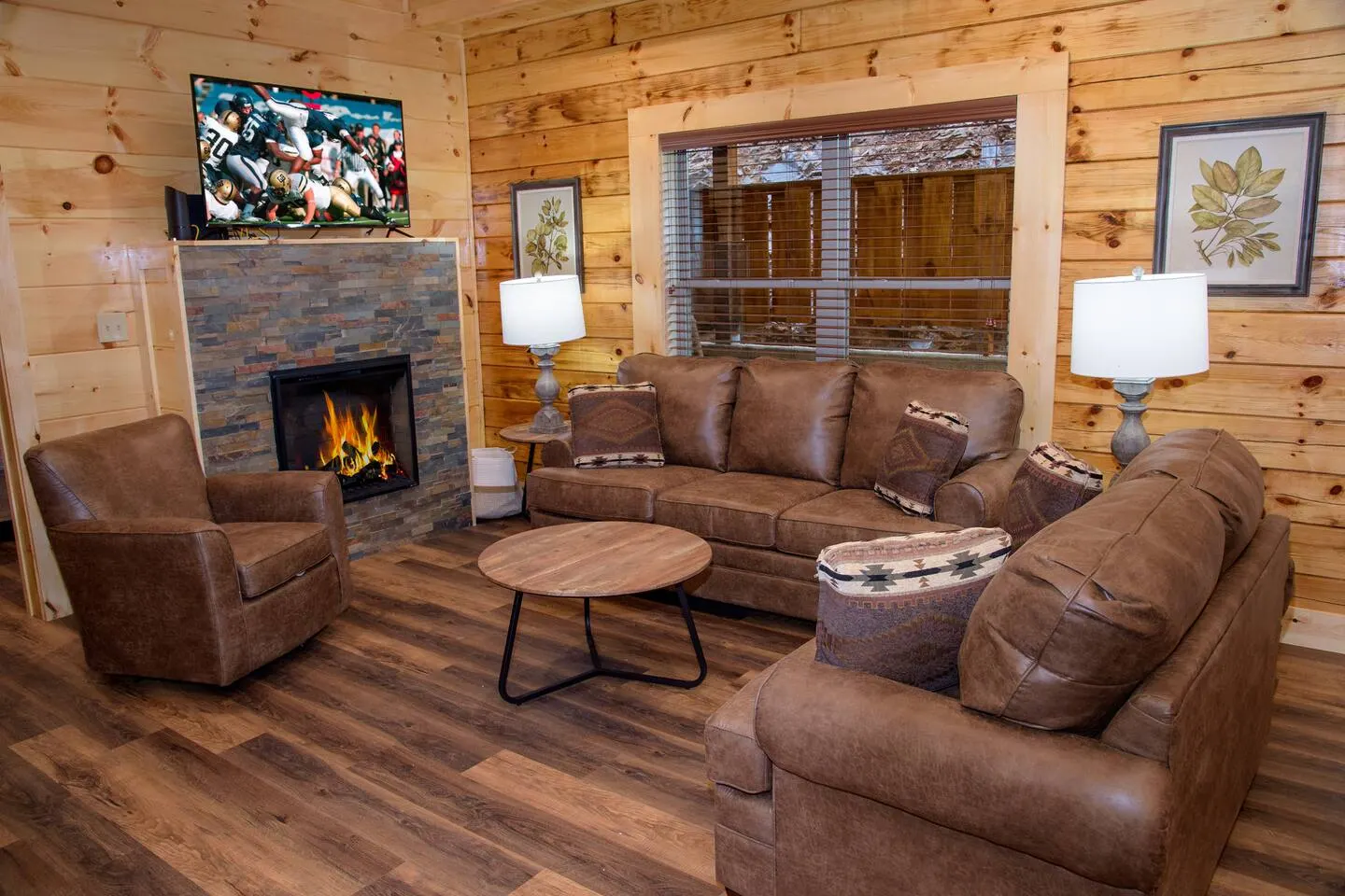 Spacious 2800 sq ft-Cozy Wood Cabin-NEW BUILD 11