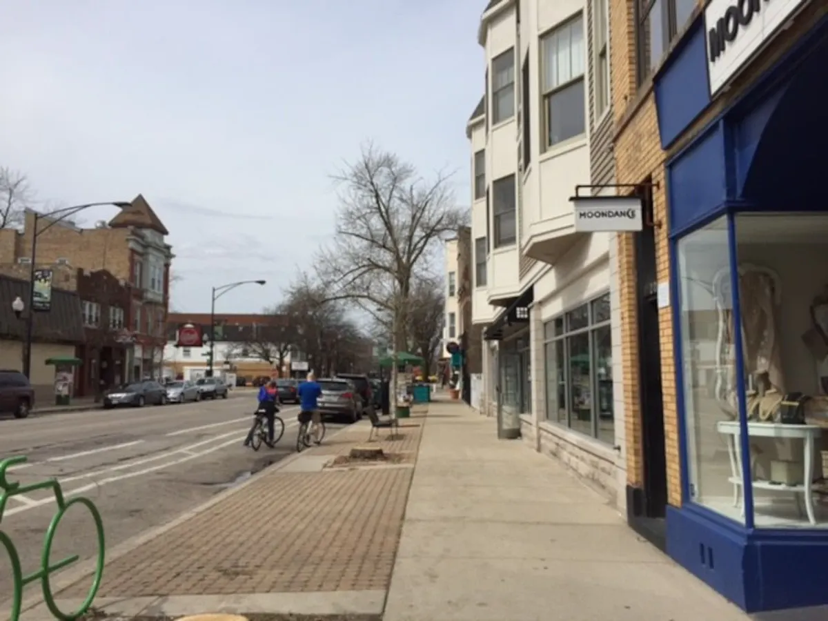 Glam Hidden Gem near Wrigley 20