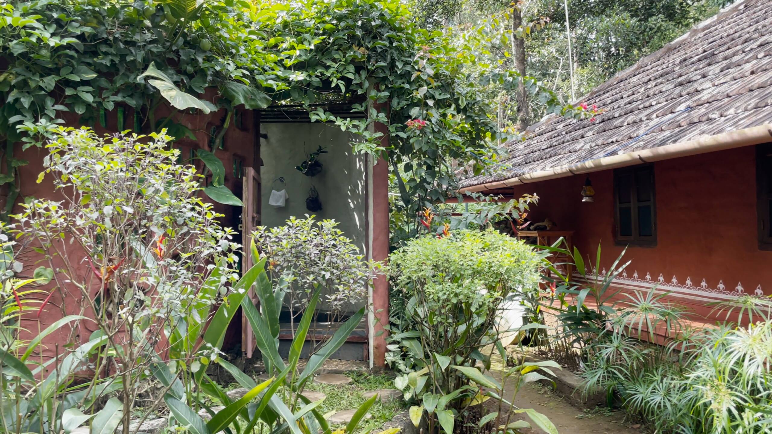 Valmeekam – Mudhouse 25