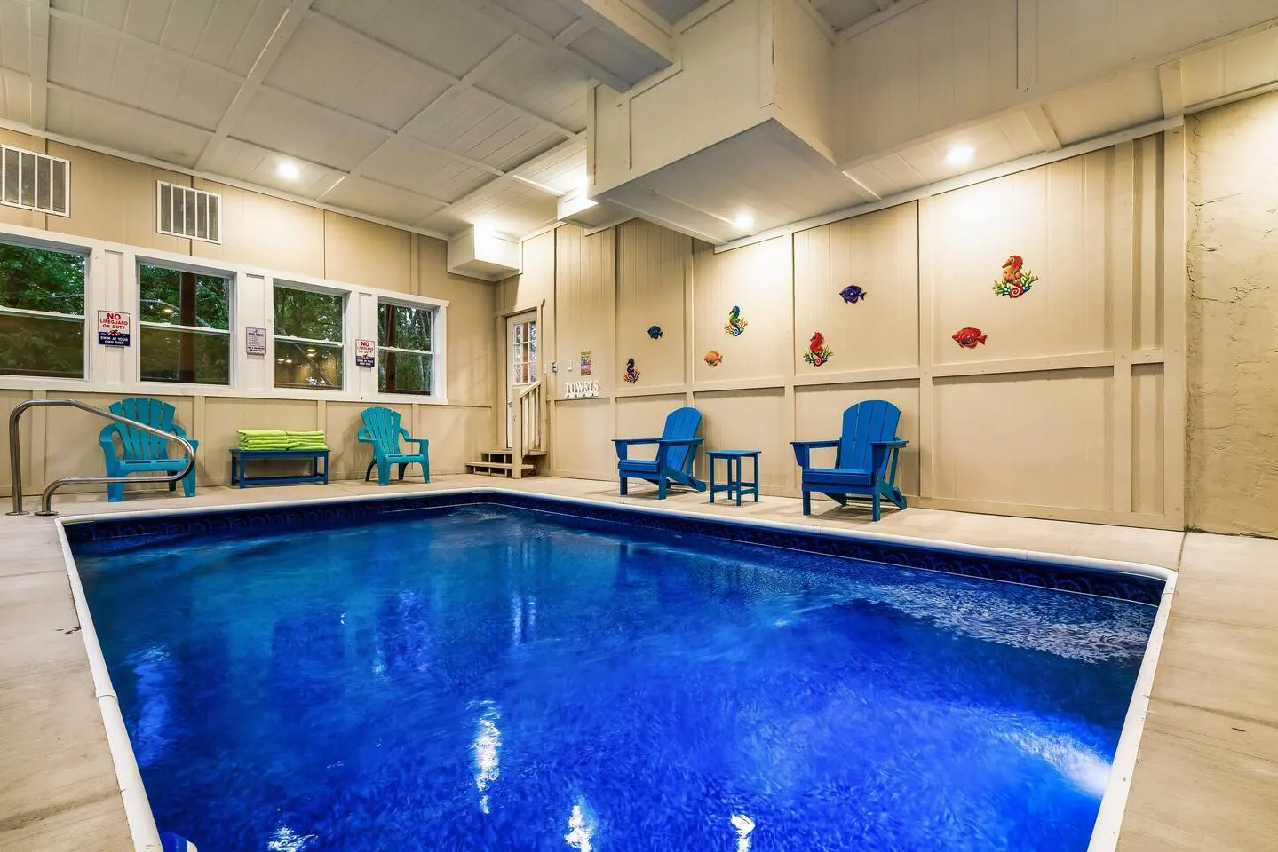 6 ensuite large bedrooms - private pool - hot tub 17