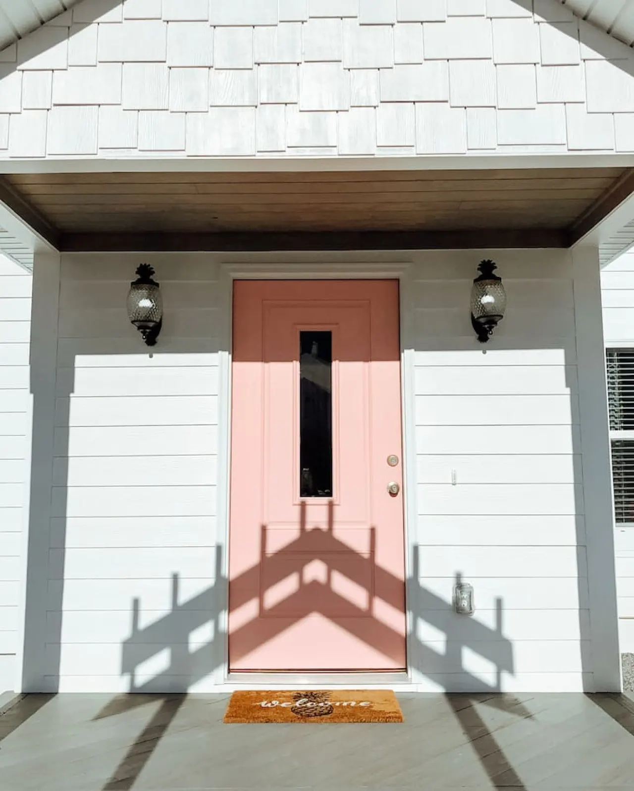 Surf House ~ Private Backyard w/ Cabana ~ Sleeps 8 6