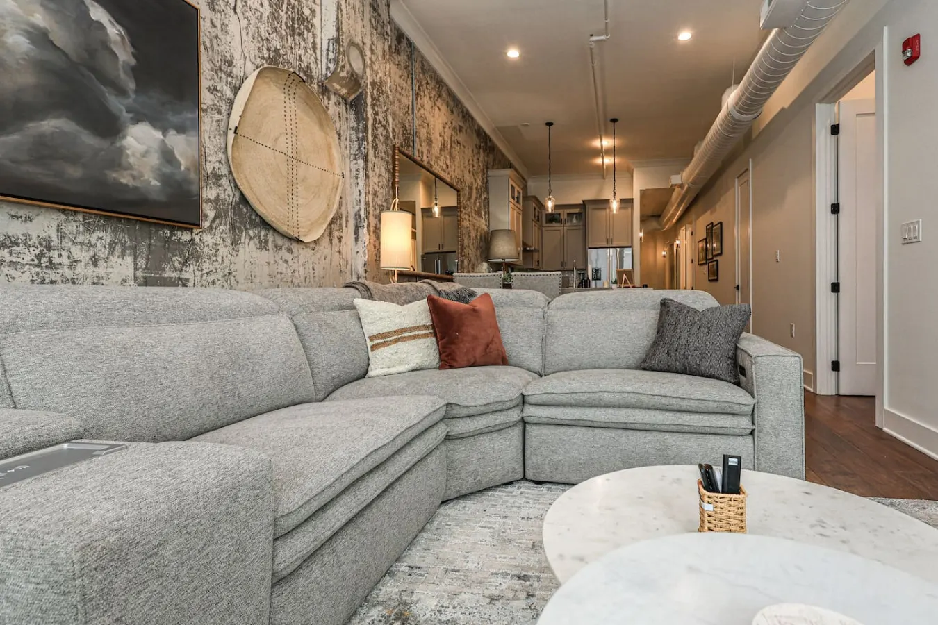 Elegant Century Residence ~ Downtown 7 min to UT 20