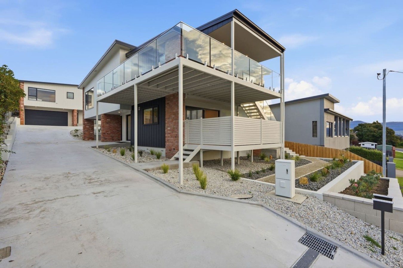 Modern Lindisfarne Escape 3
