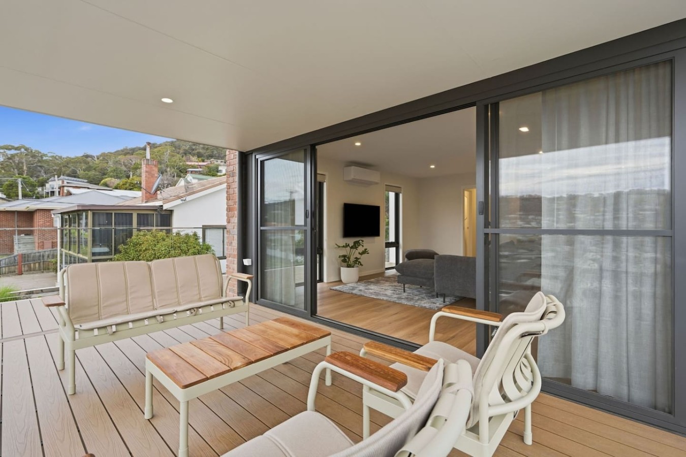 Modern Lindisfarne Escape 6