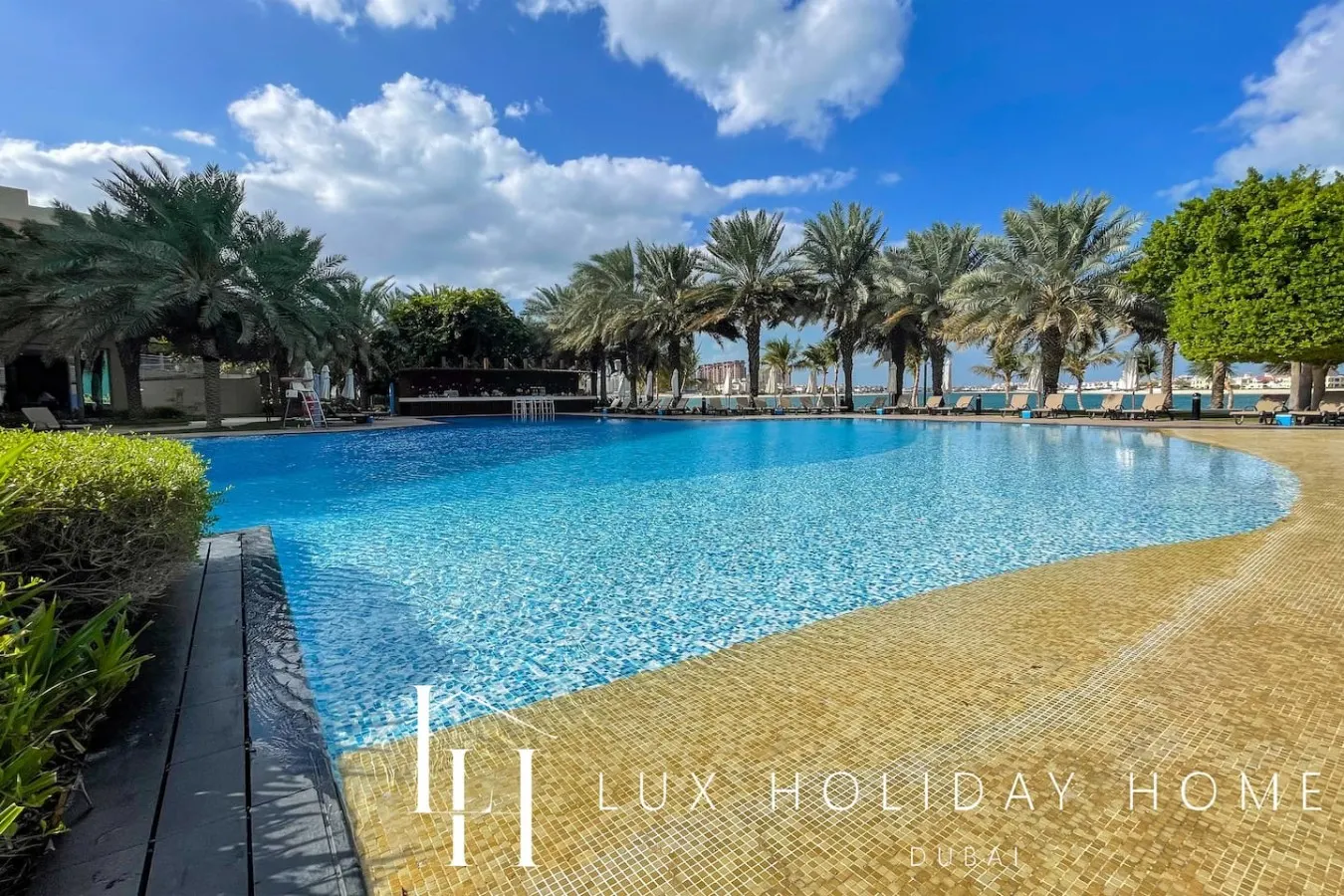 LUX The Dream Palm Sea View Suite 2 11