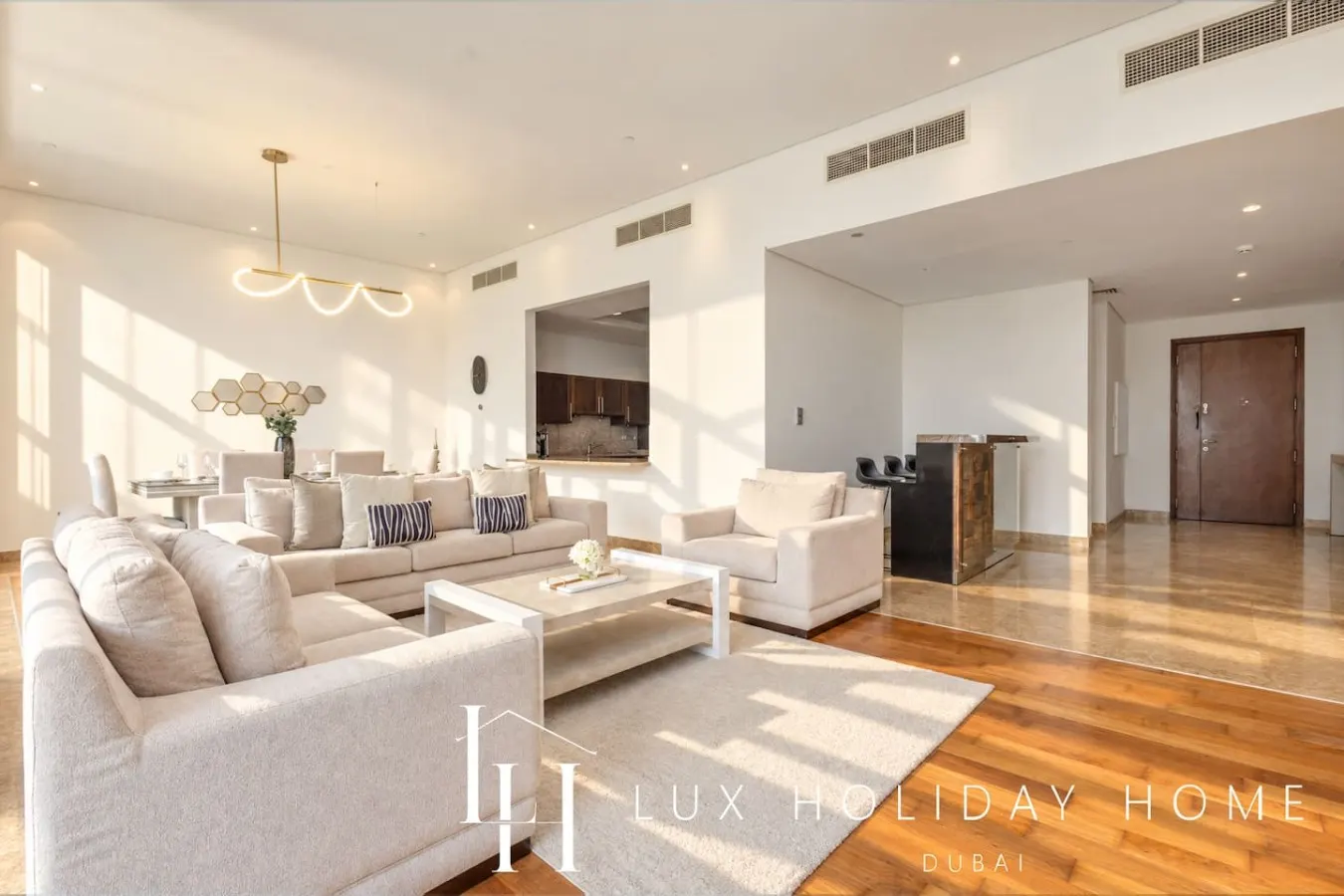 LUX The Dream Palm Sea View Suite 2 12