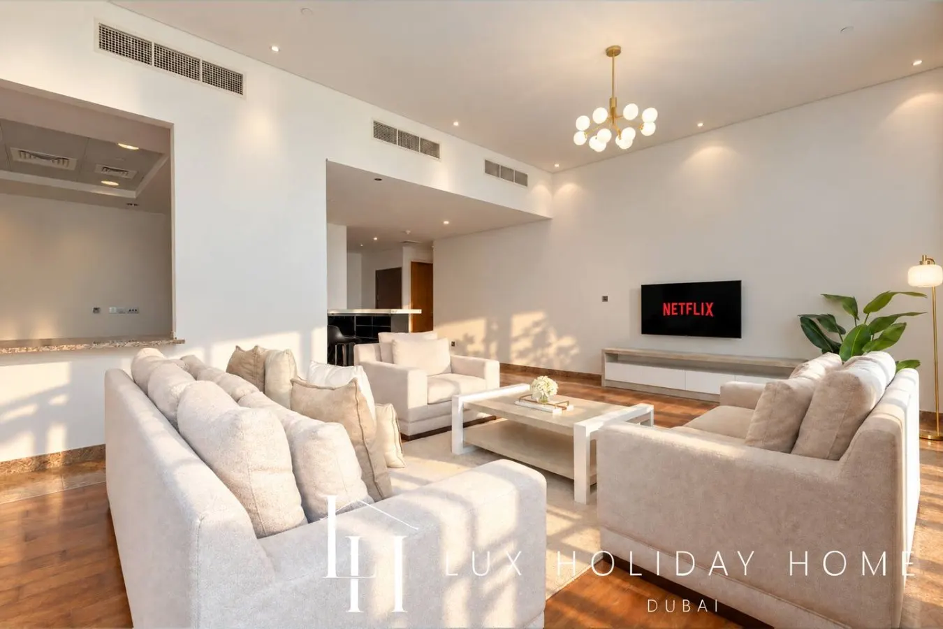 LUX The Dream Palm Sea View Suite 2 13