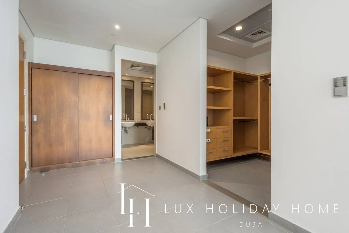 LUX The Dream Palm Sea View Suite 2 18