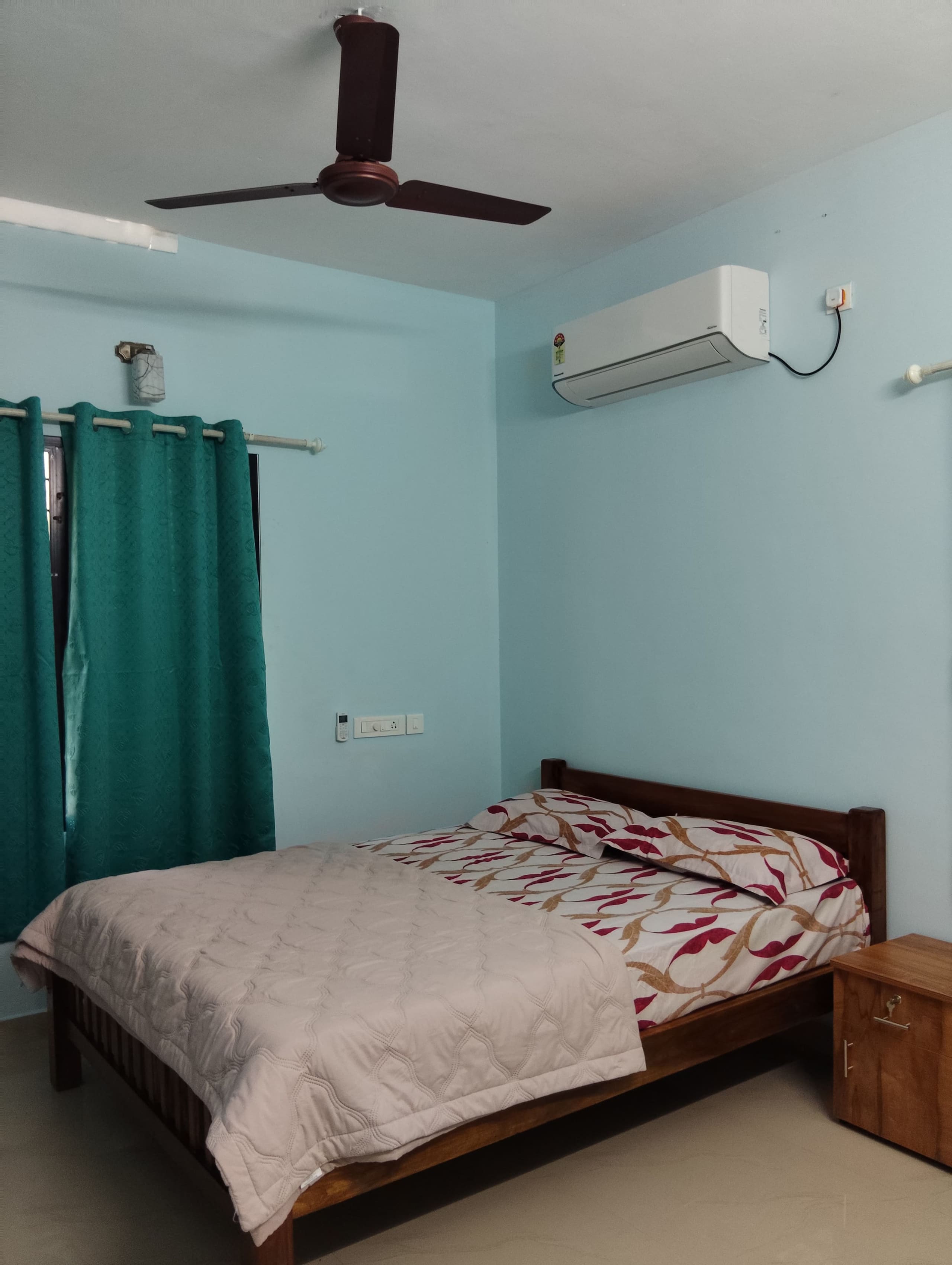Adhvaya-AC 4BHK Near Temple & Airport 8