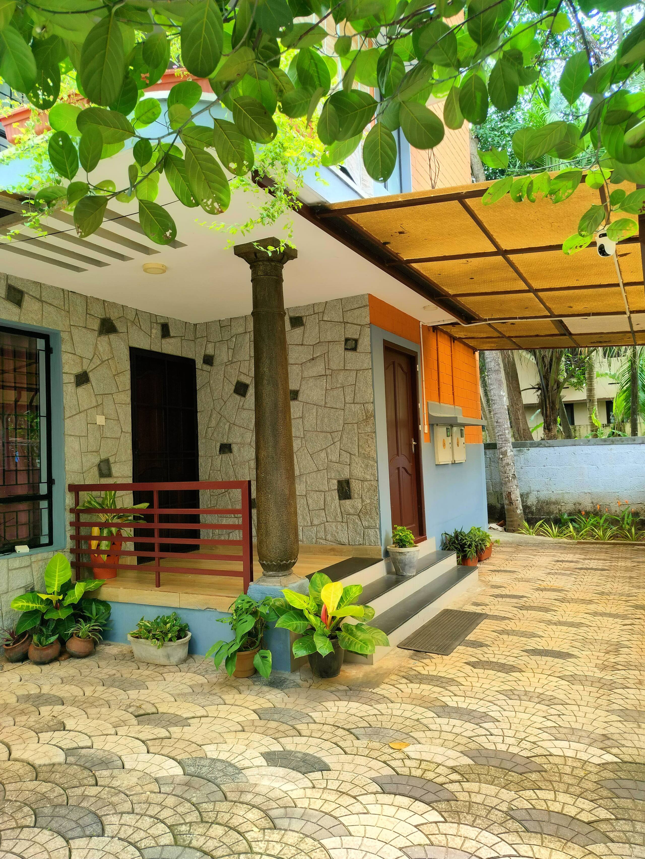 Adhvaya-AC 4BHK Near Temple & Airport 2