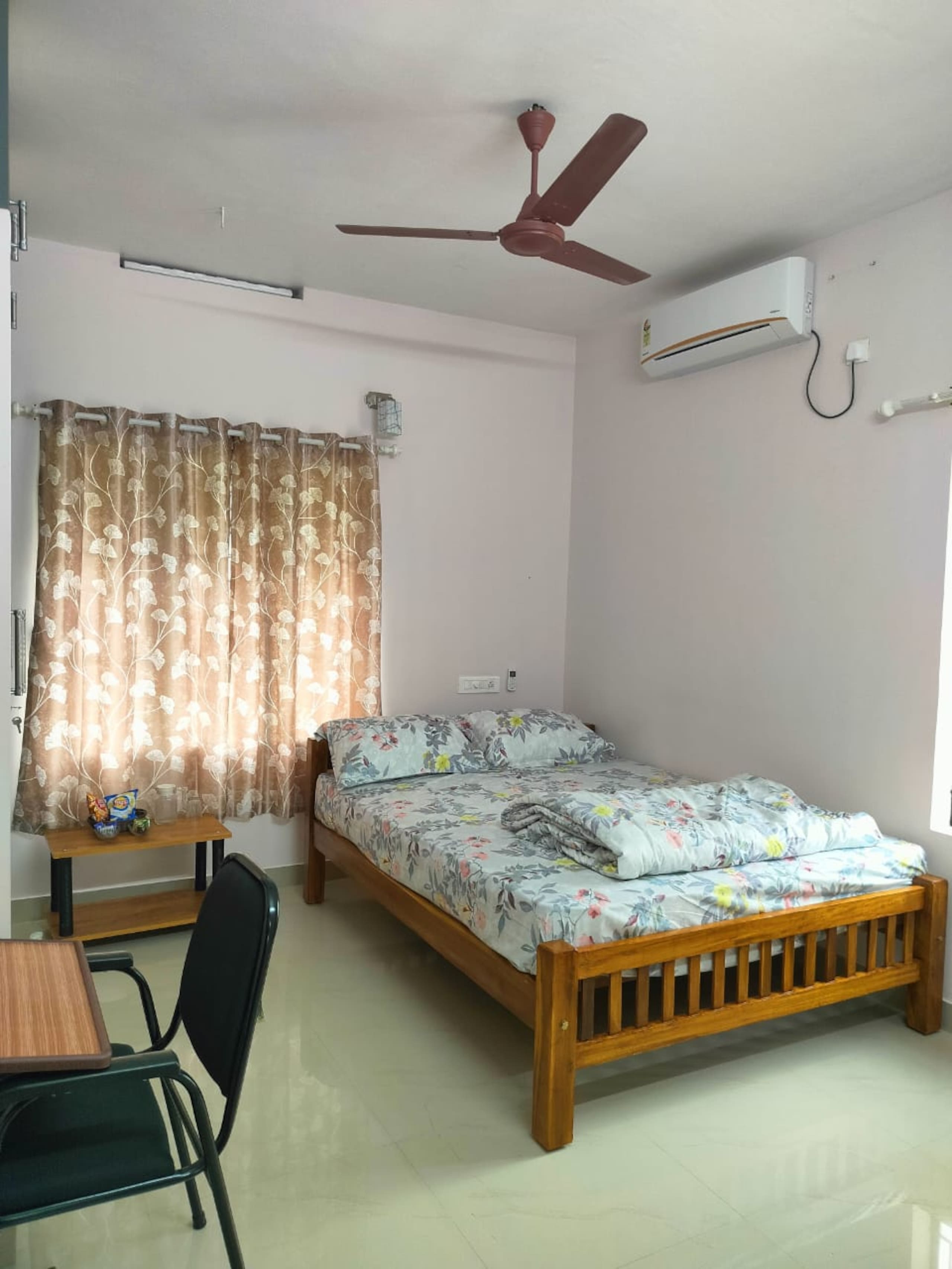 Adhvaya-AC 4BHK Near Temple & Airport 6