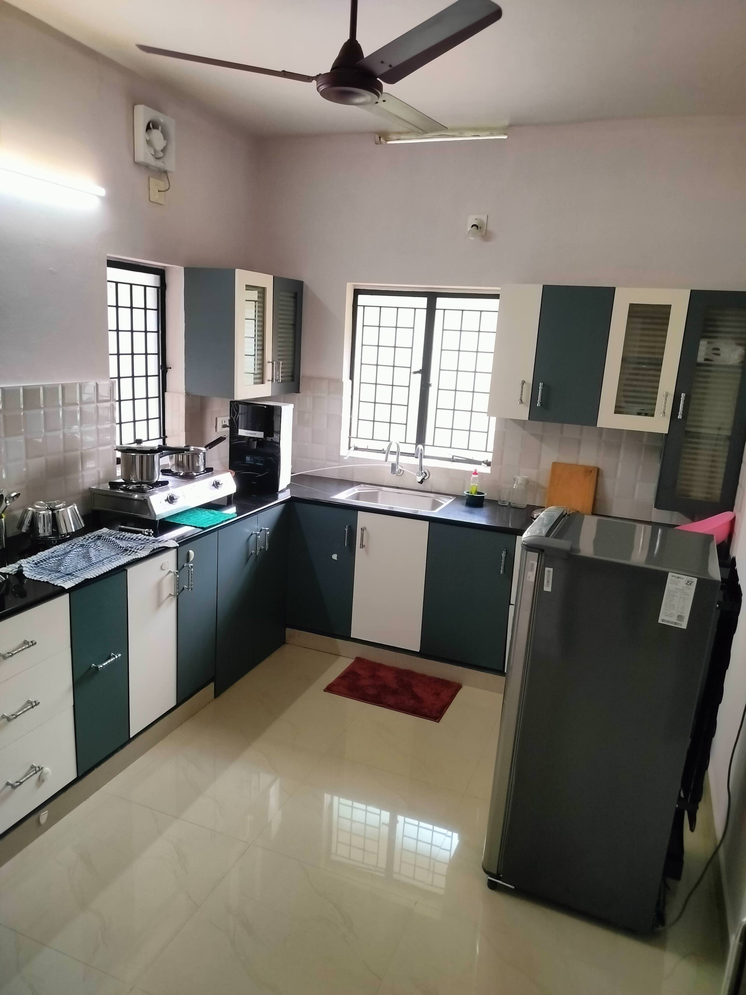 Adhvaya-AC 4BHK Near Temple & Airport 14
