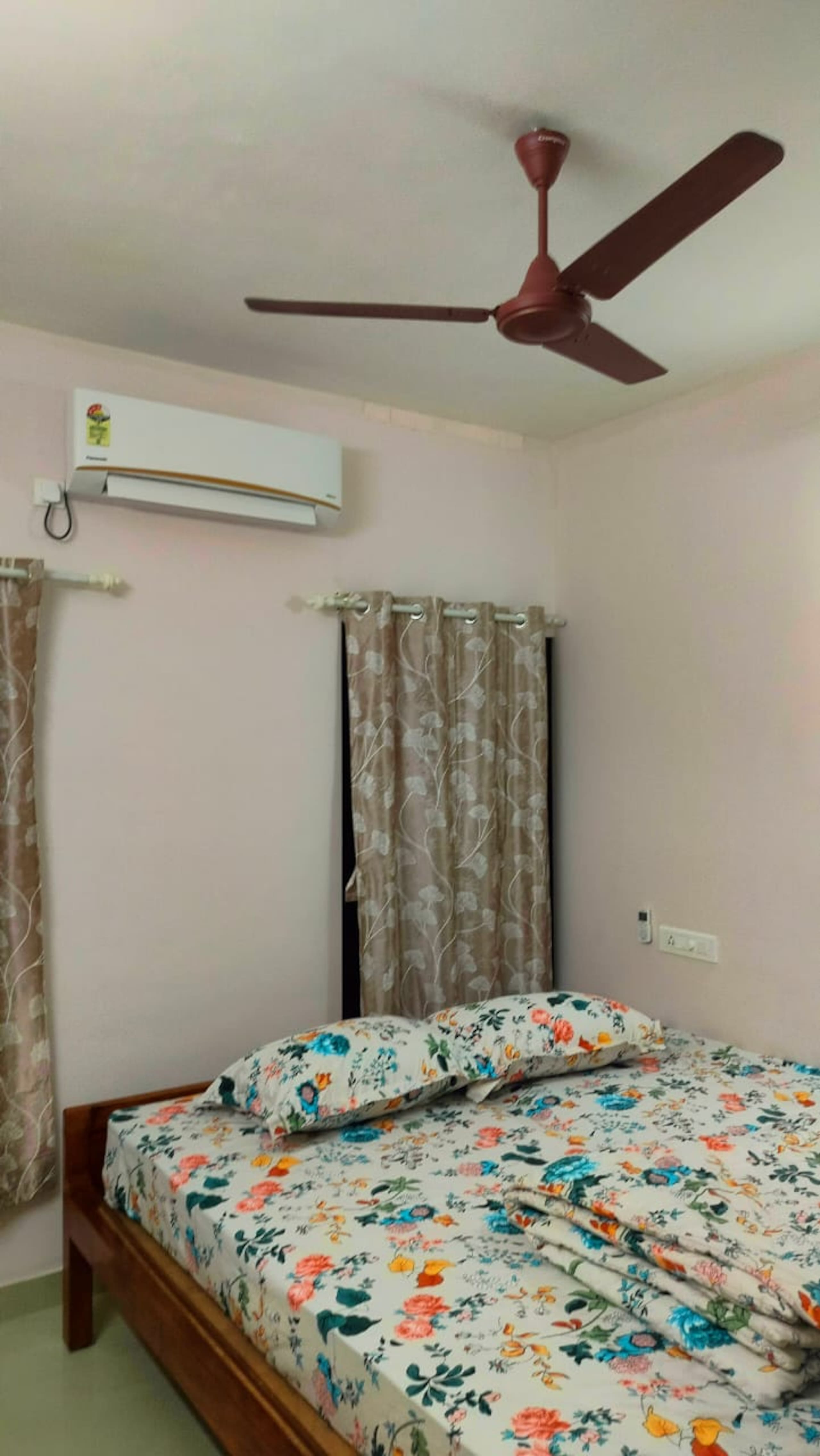 Adhvaya-AC 4BHK Near Temple & Airport 23