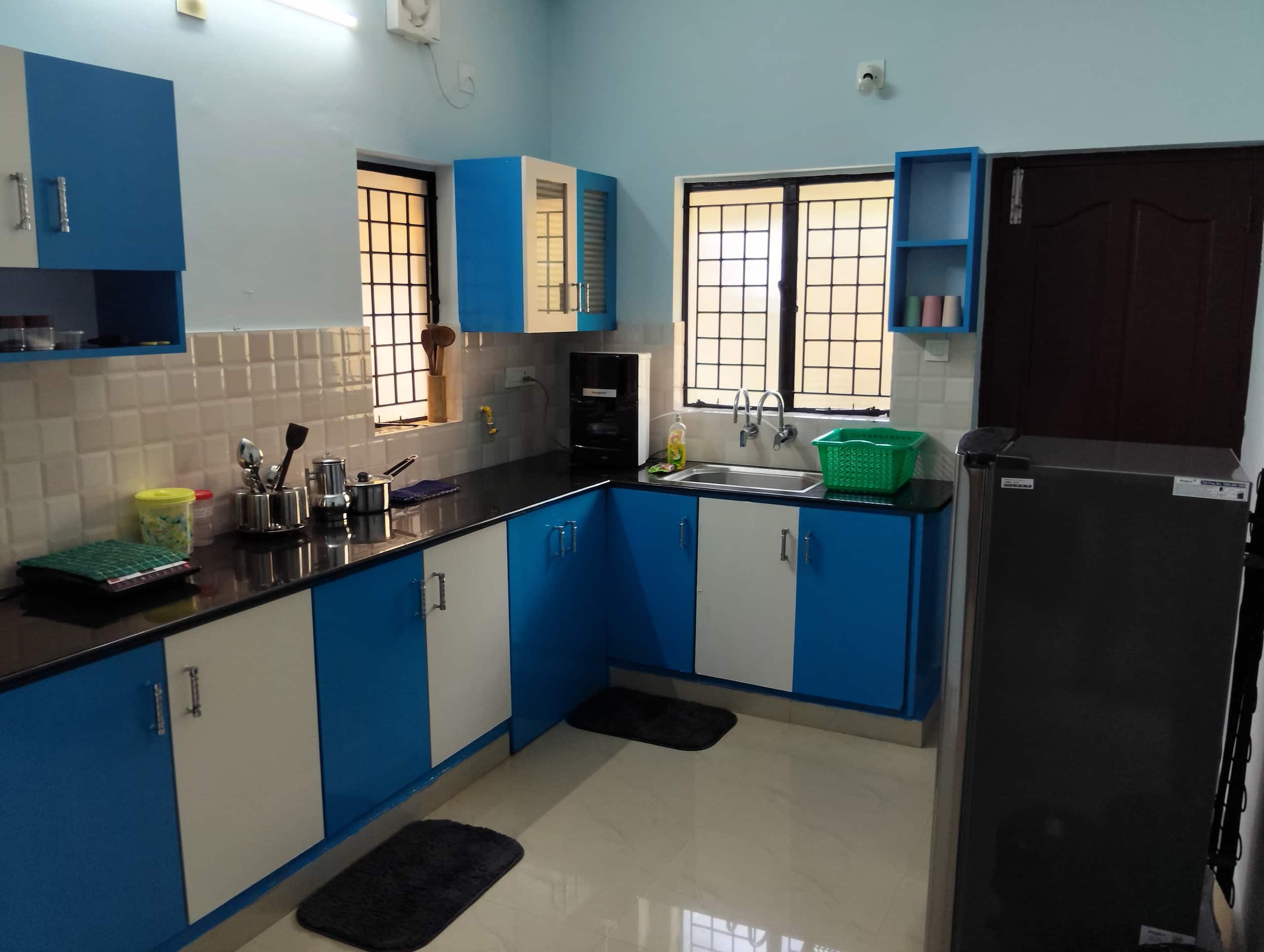Adhvaya-AC 4BHK Near Temple & Airport 10
