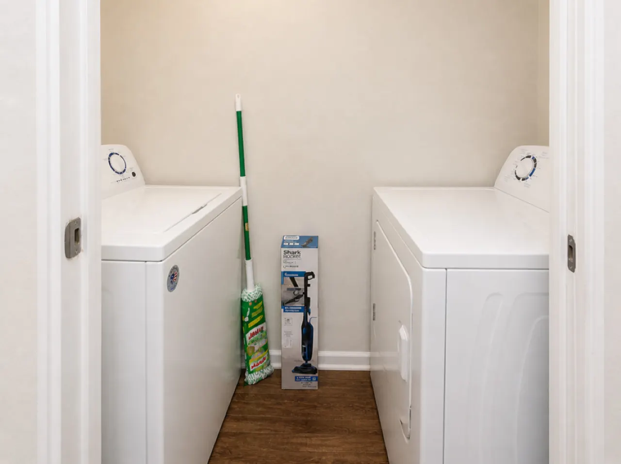 The Sage Retreat Hoover Designer Stay S2 16